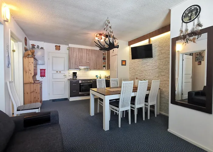 Revontuli 8 דירה